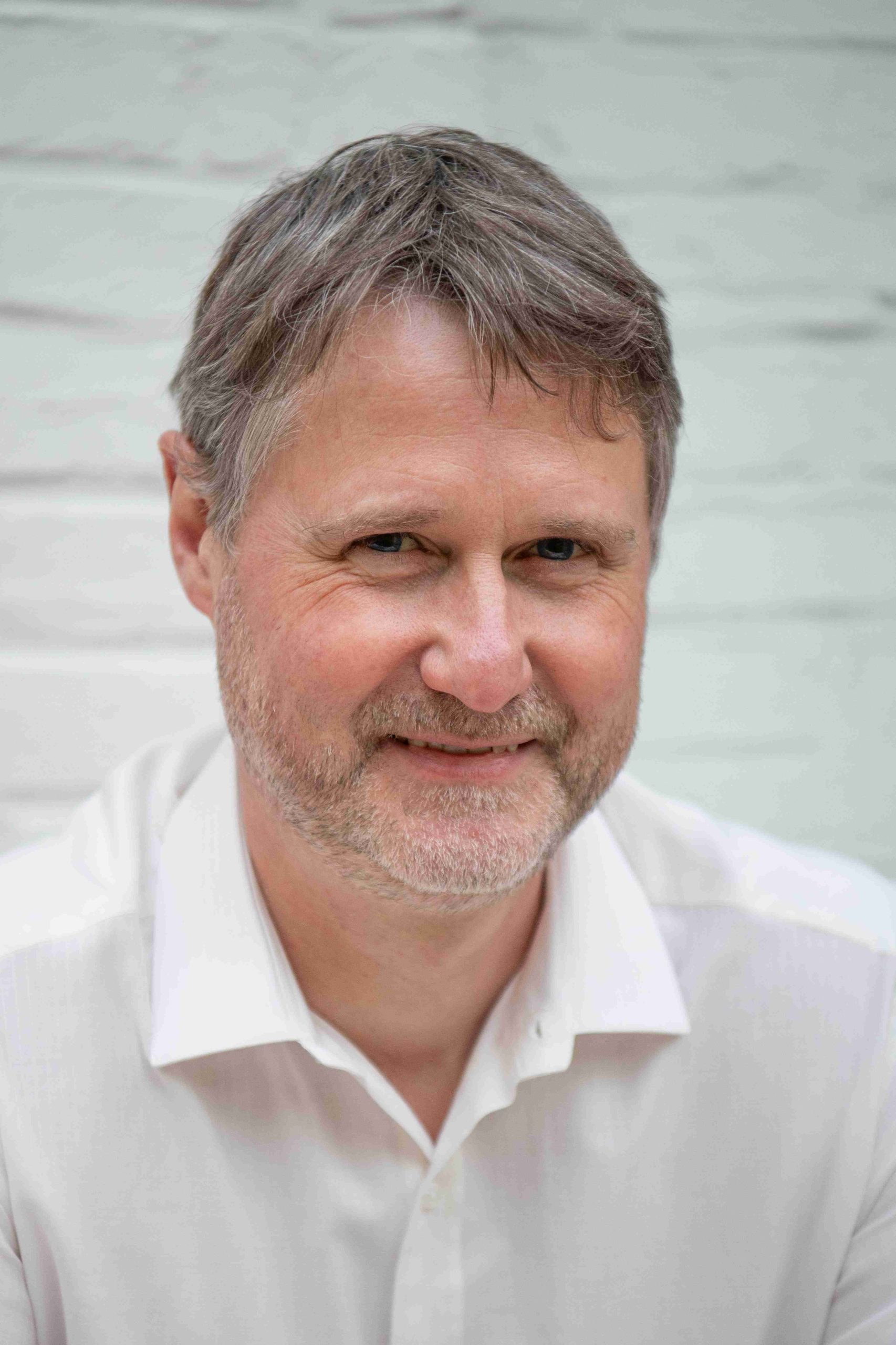 Francis Auquier Translator from English and German into French in Belgium